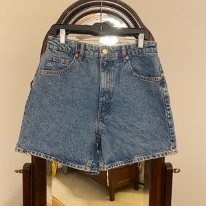 ZARA Mom Fit Denim Shorts / Size:8 (fits like 6)